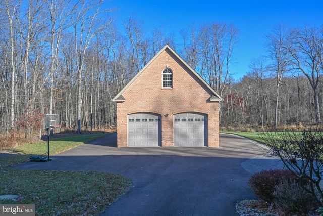 1001 SUTTER LN, Oakland, MD 21550