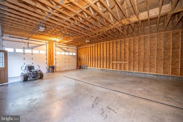 1001 SUTTER LN, Oakland, MD 21550