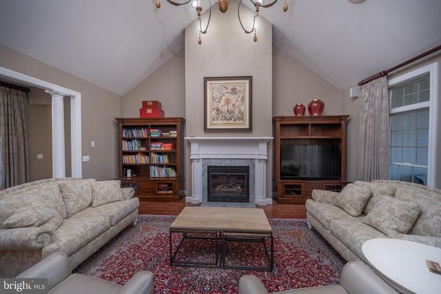 1001 SUTTER LN, Oakland, MD 21550