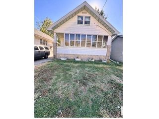 2322 W MARQUETTE Street, Peoria, IL 61605