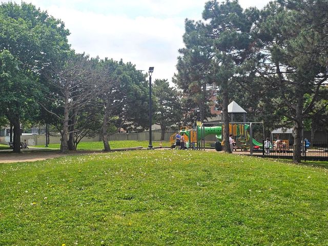 5511 N Chester Avenue 26, Chicago, IL 60656