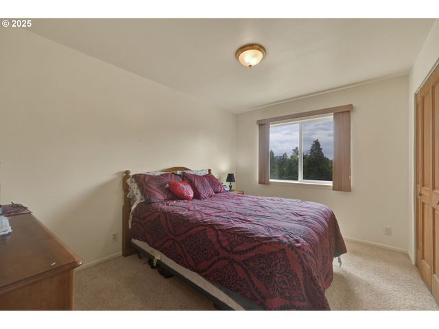 445 KALAPUYA Way, Cottage Grove, OR 97424