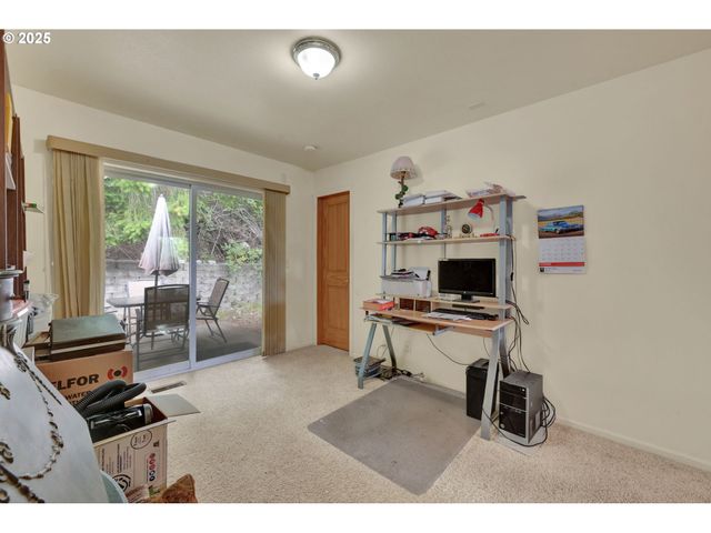 445 KALAPUYA Way, Cottage Grove, OR 97424