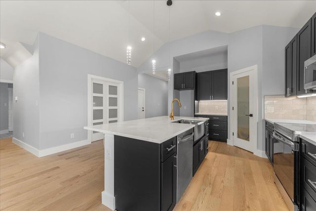 217 Gato RD, Cedar Creek, TX 78612