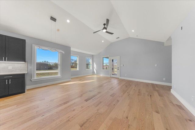 217 Gato RD, Cedar Creek, TX 78612