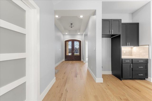 217 Gato RD, Cedar Creek, TX 78612