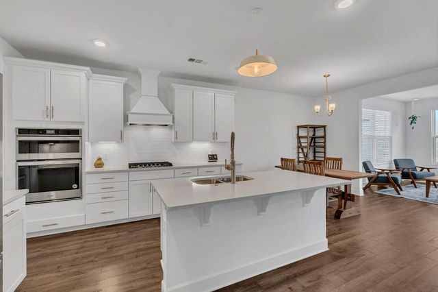 4076 Magnolia Farms Dr, Hermitage, TN 37076