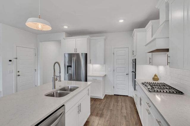 4076 Magnolia Farms Dr, Hermitage, TN 37076