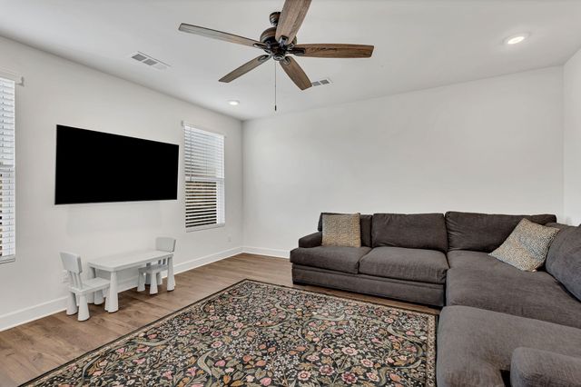 4076 Magnolia Farms Dr, Hermitage, TN 37076