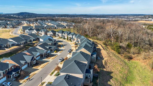 4076 Magnolia Farms Dr, Hermitage, TN 37076