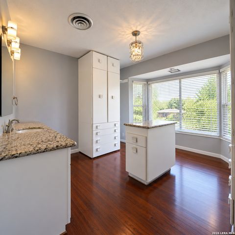 311 Karen Ln, San Antonio, TX 78209