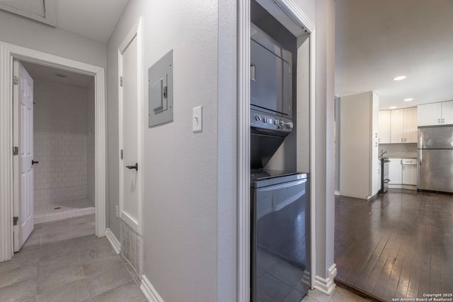 311 Karen Ln, San Antonio, TX 78209
