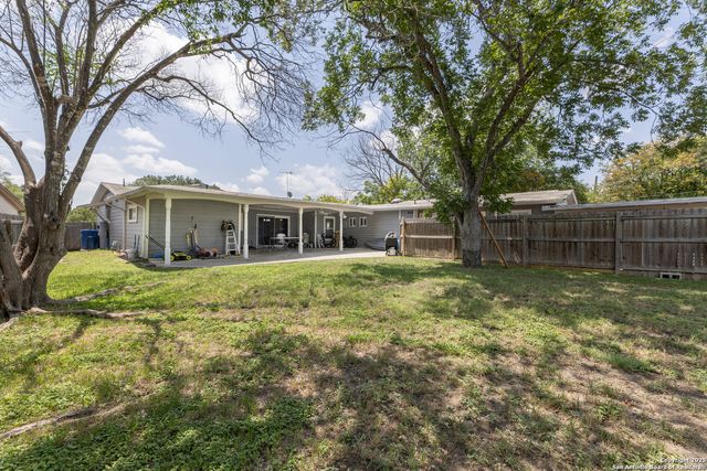 311 Karen Ln, San Antonio, TX 78209