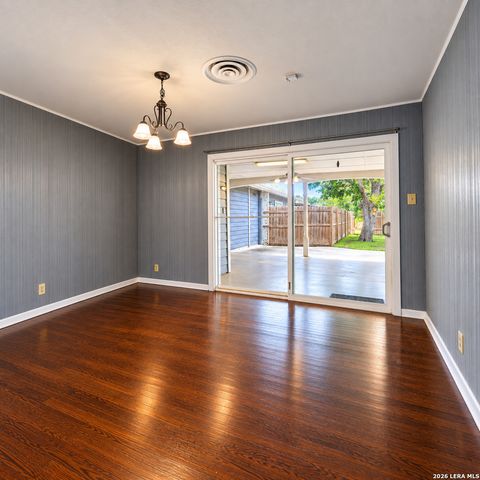 311 Karen Ln, San Antonio, TX 78209