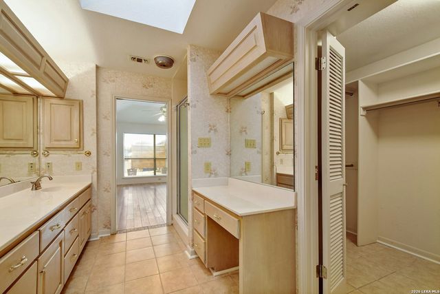 5824 GRANDWOOD DR, San Antonio, TX 78239