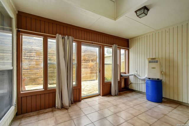 5824 GRANDWOOD DR, San Antonio, TX 78239