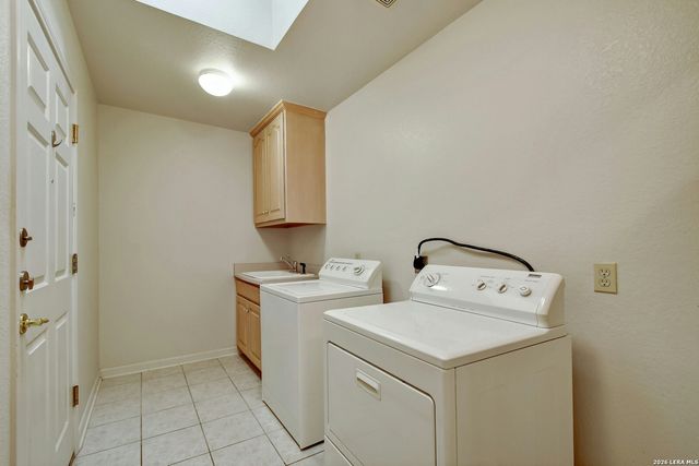 5824 GRANDWOOD DR, San Antonio, TX 78239