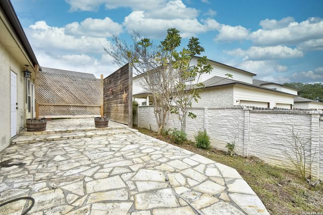 5824 GRANDWOOD DR, San Antonio, TX 78239