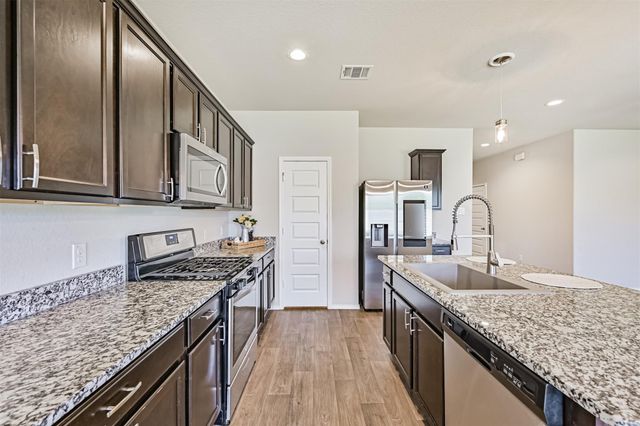 11422 34th Avenue N, Texas City, TX 77591