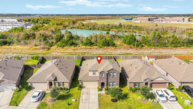 11422 34th Avenue N, Texas City, TX 77591