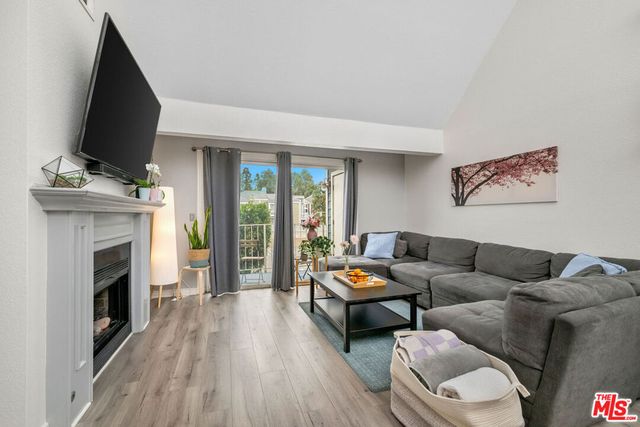 810 Baker Street 204, Costa Mesa, CA 92626