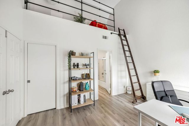 810 Baker Street 204, Costa Mesa, CA 92626