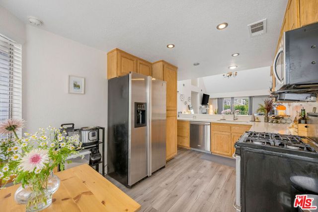 810 Baker Street 204, Costa Mesa, CA 92626