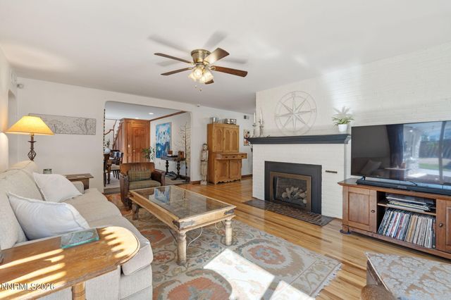 300 Country Club Drive, Reno, NV 89509