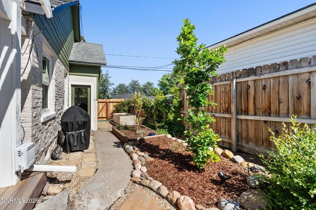 300 Country Club Drive, Reno, NV 89509