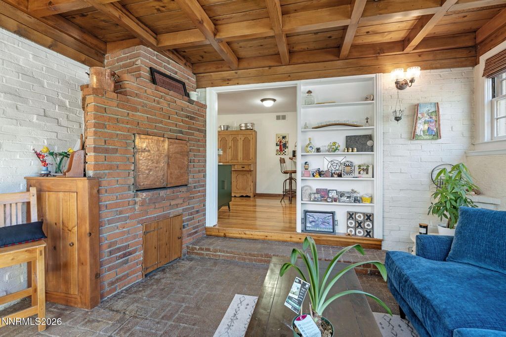 Image 23 of property listing at 300 Country Club Drive, Reno, NV 89509