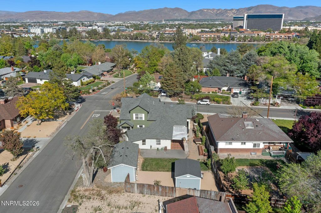 Image 37 of property listing at 300 Country Club Drive, Reno, NV 89509