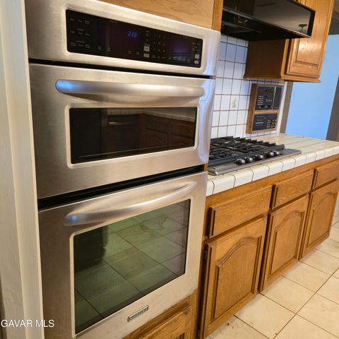 6789 W A, Rosamond, CA 93560