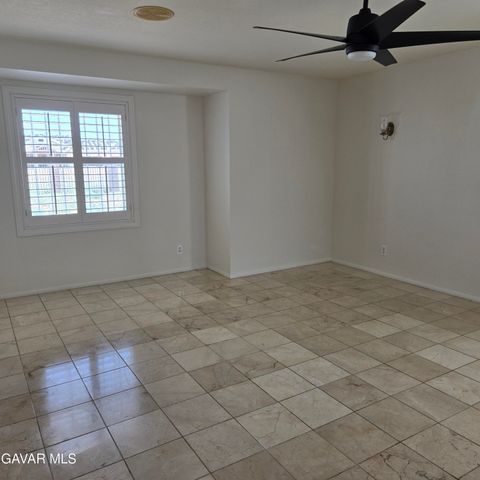 6789 W A, Rosamond, CA 93560