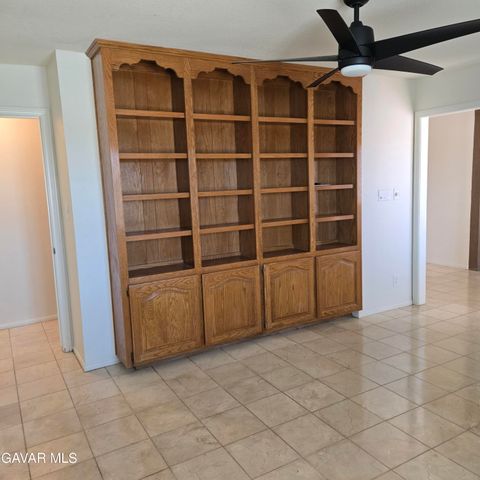 6789 W A, Rosamond, CA 93560