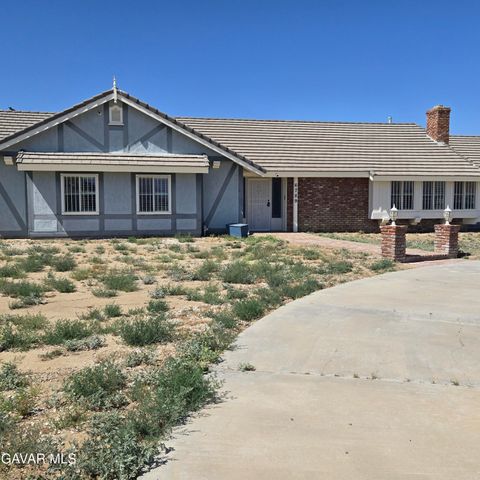 6789 W A, Rosamond, CA 93560