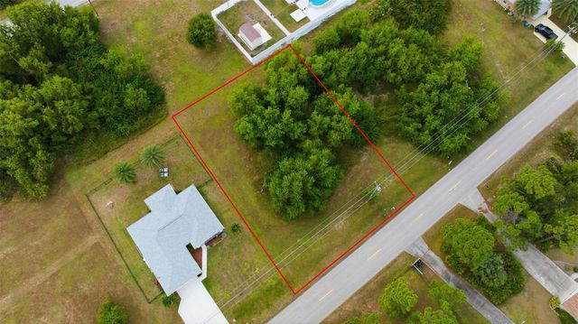 618 JACARANDA PARKWAY E, Cape Coral, FL 33909