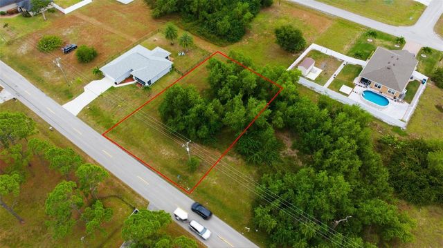 618 JACARANDA PARKWAY E, Cape Coral, FL 33909