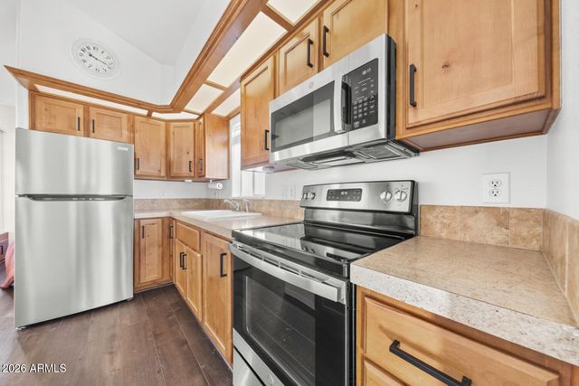 17200 W BELL Road 252, Surprise, AZ 85374