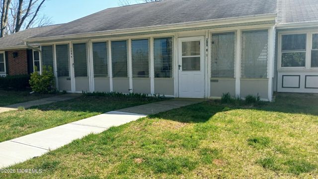 280B Kingston Court 2001, Lakewood, NJ 08701