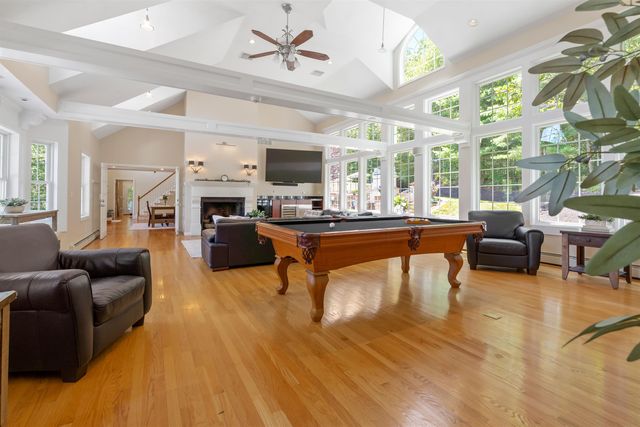 127 Hooksett Road, Auburn, NH 03032