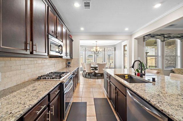 9610 Lochampton Drive, Tomball, TX 77375