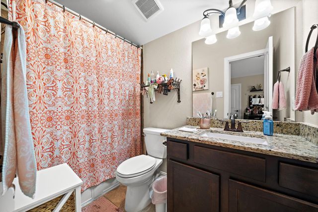 9610 Lochampton Drive, Tomball, TX 77375