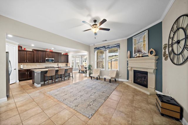 9610 Lochampton Drive, Tomball, TX 77375