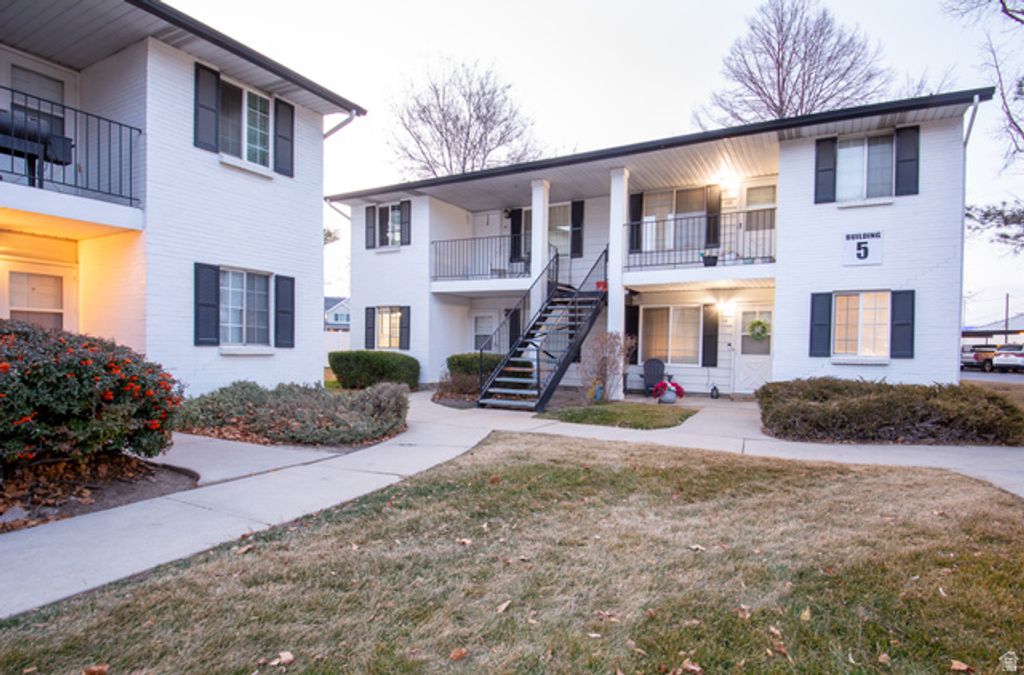 Image 1 of property listing at 3575 S 3200 W #5A, West Valley City, UT 84119