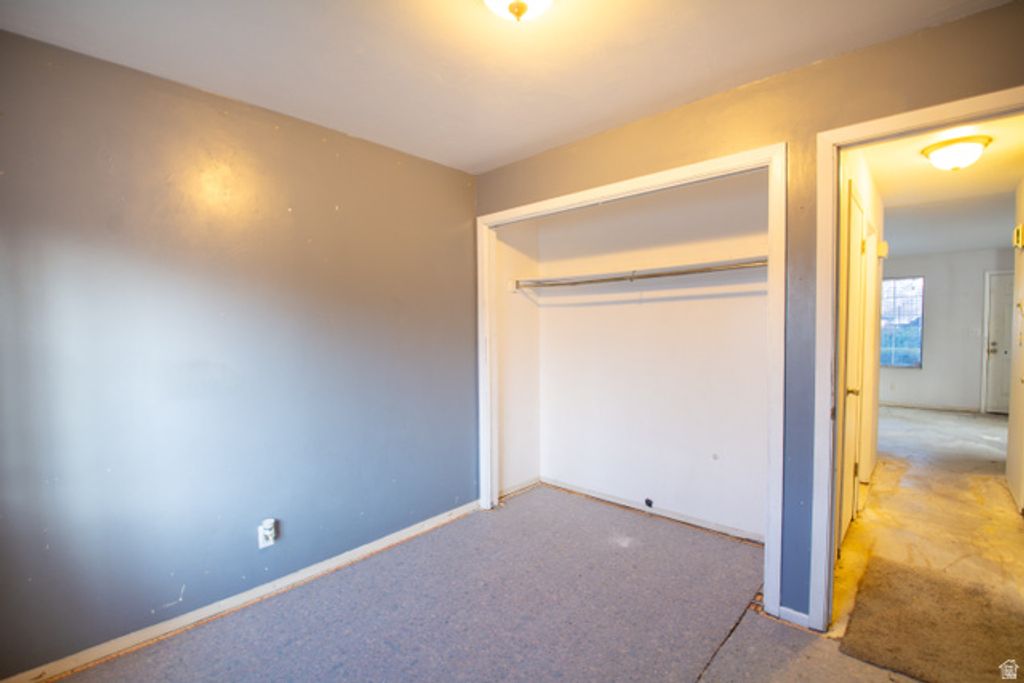 Image 10 of property listing at 3575 S 3200 W #5A, West Valley City, UT 84119