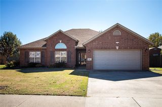 4653 Soapstone Drive, Fayetteville, AR 72704