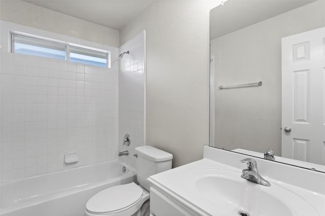 2322 Pine Brook Drive, Deer Park, TX 77536