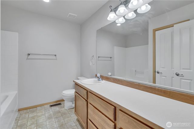 19124 97 Avenue Ct E, Puyallup, WA 98375
