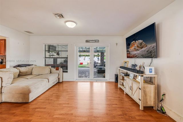 11751 SW 30th St, Miami, FL 33175