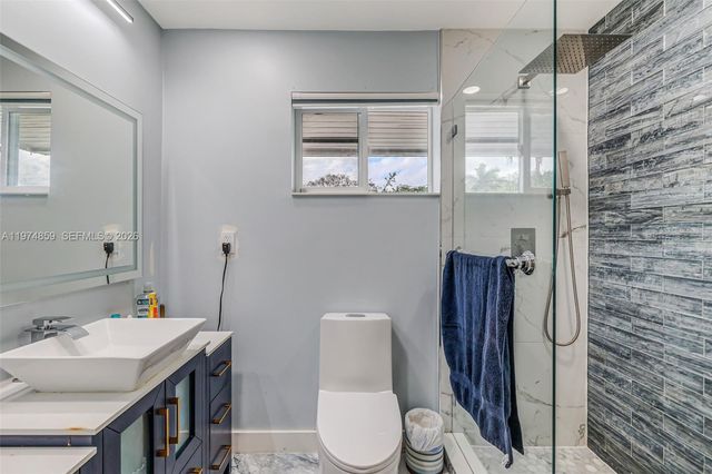 11751 SW 30th St, Miami, FL 33175